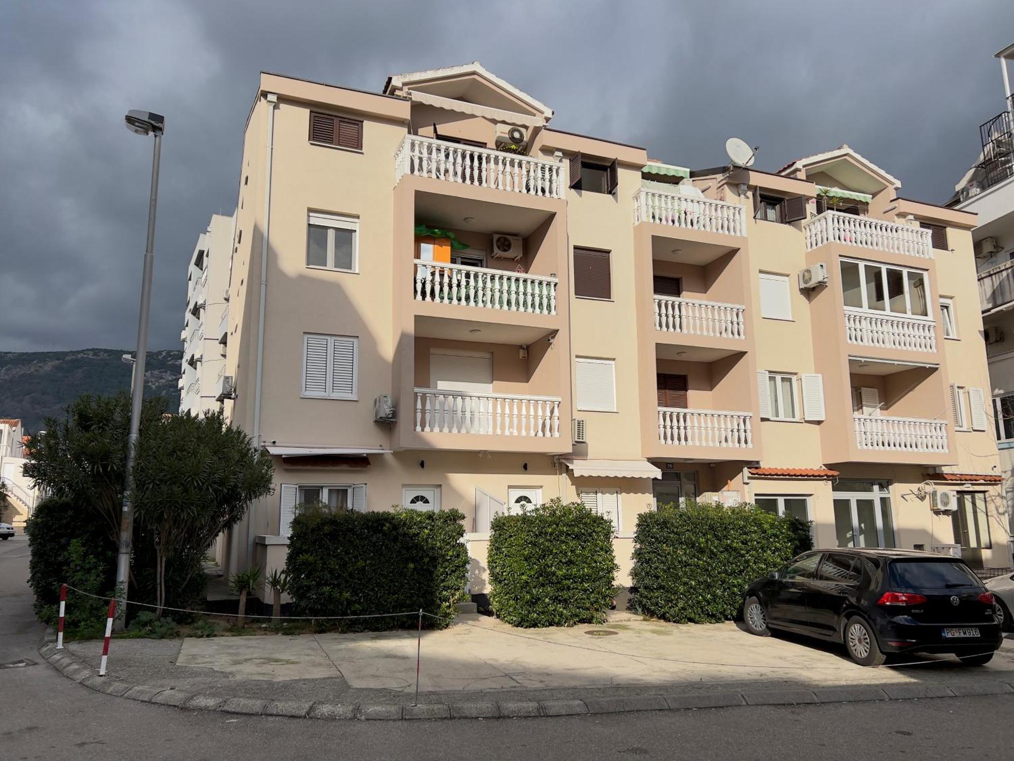 Casa Apartments, One-Bedroom Apartment Budva Luaran gambar